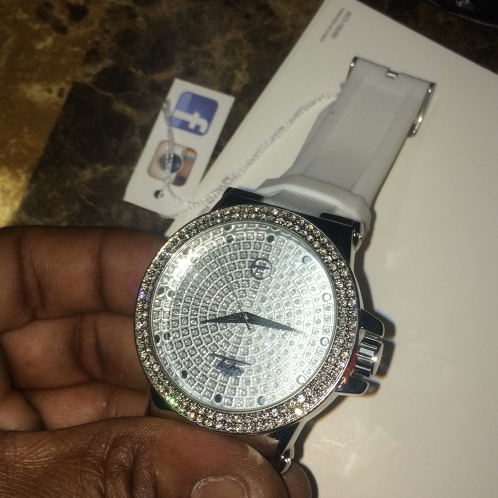 Watches - Picture 6 of 8